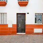 C39 Cosy Apt Next To The City Center